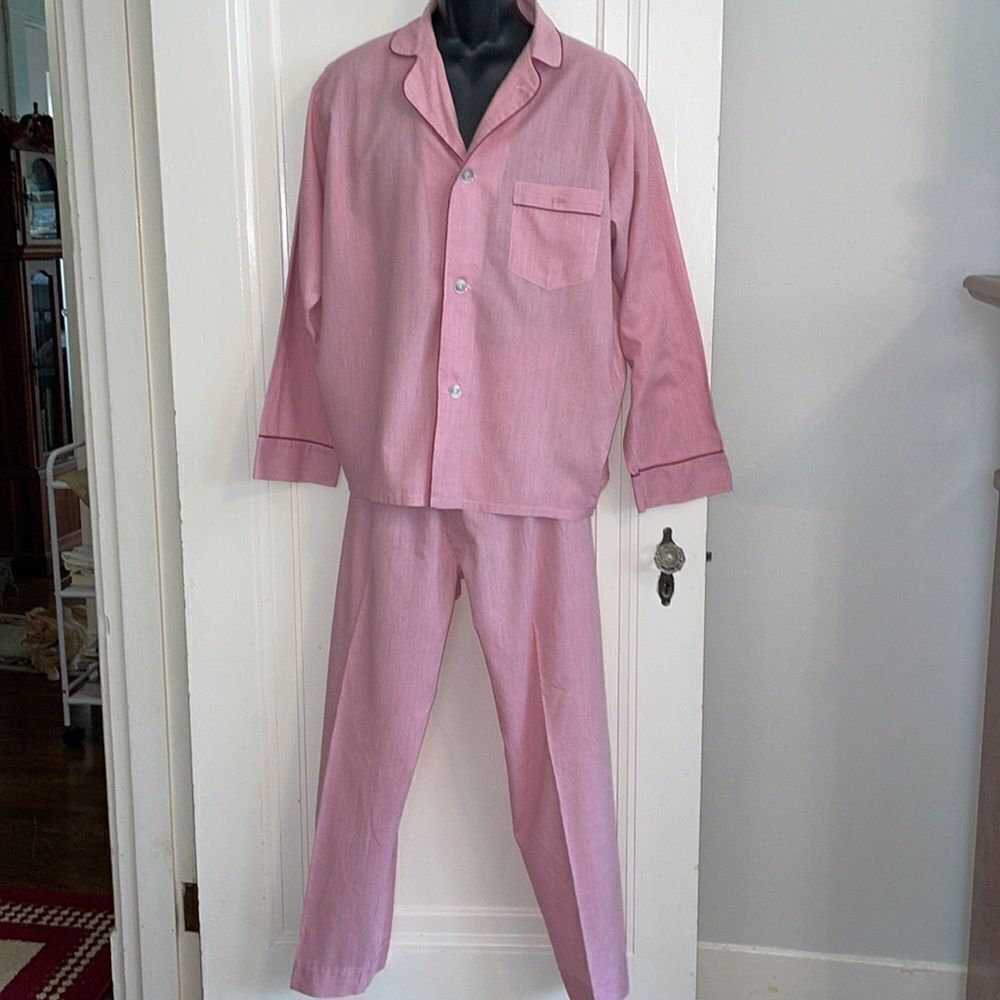 Vtg 60s Diplomat red & white striped polyester/cotton pajamas